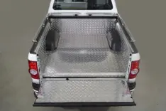 Защитный алюминиевый вкладыш в кузов автомобиля (комплект)