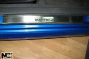 Накладки на пороги Subaru Impreza с логотипом