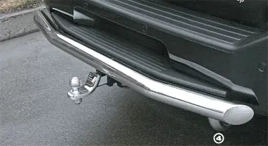 Защита задняя на Infiniti QX56, полированная сталь