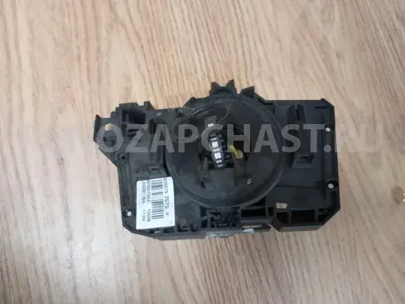 Суппорт под рулевых переключателей Renault Logan Sandero, оригинал, 8200792575
