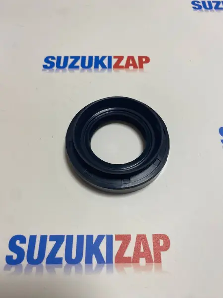 Правый сальник заднего редуктора Suzuki Grand Vitara 2005-2015 г.в. NOK