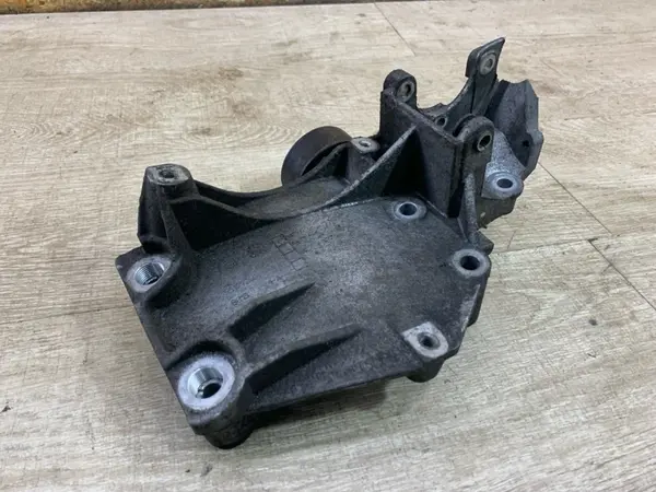 Кронштейн кондиционера Alfa Romeo 159 2006 939A2.000