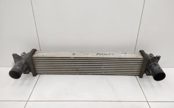Радиатор турбины «интеркулер» Chery Tiggo 8 Pro