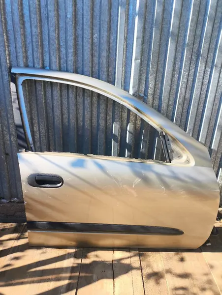 Дверь Nissan Almera N16 рестайлинг (2002-2006) 80100-5M432 | 93184261