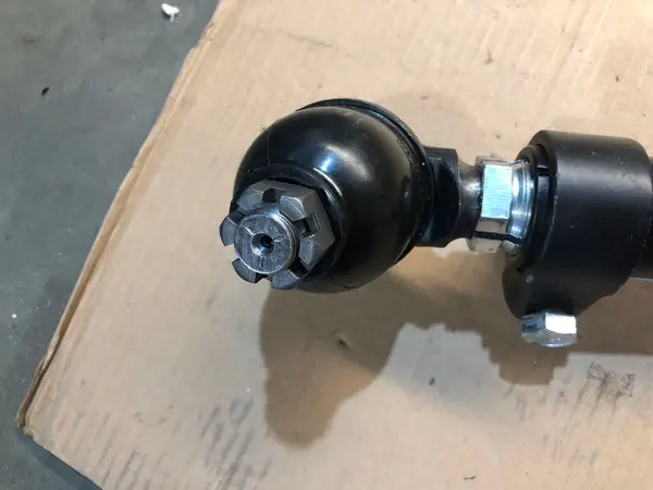 Тяга рулевая продольная L=895мм,2 изгиба, Volvo FH/FM 4ver/RVI C/K/T