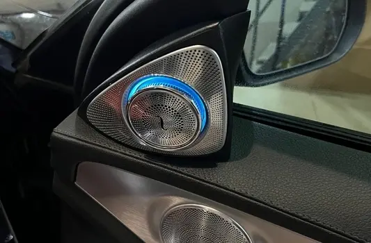 Динамики с подсветкой Mercedes C класс W205 рест стиль Burmester 3D