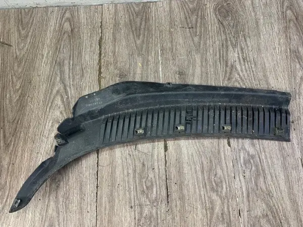 Водосток/жабо Alfa Romeo 156 2000 седан