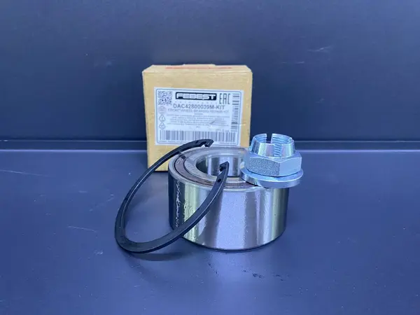 Подшипник ступичный передний FEBEST DAC42800039M-KIT